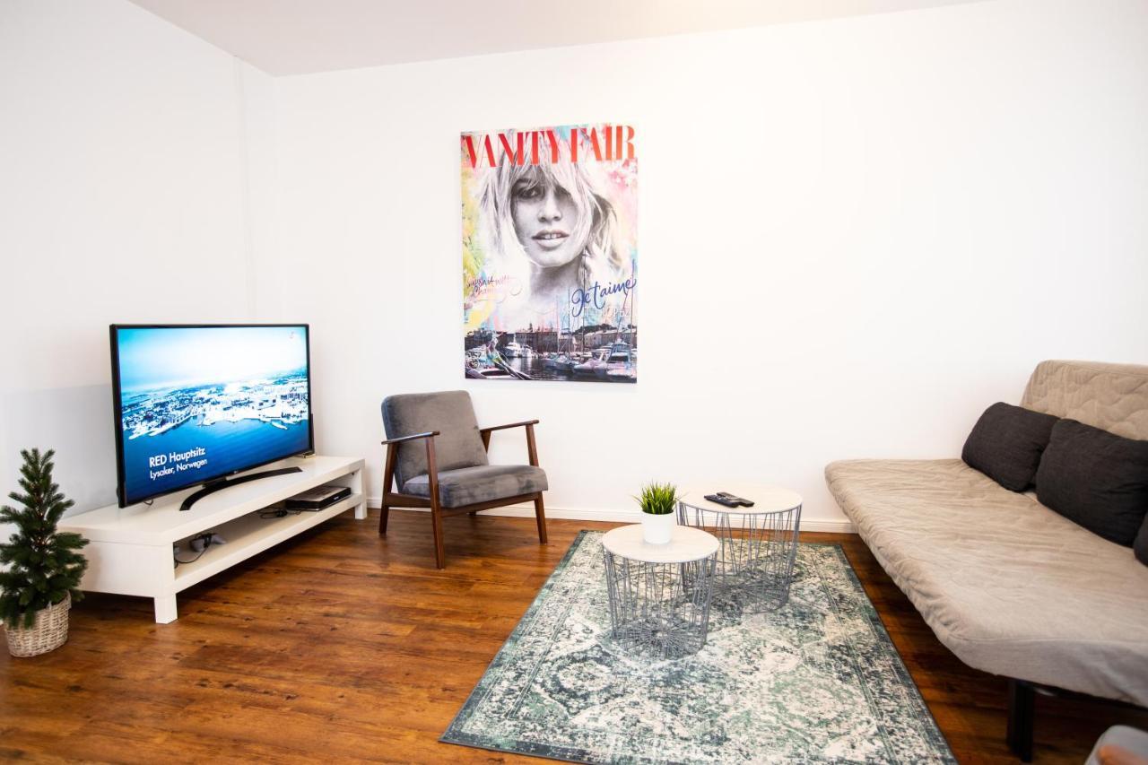 Moderne 2-Zimmer Wohnung! Wlan Und Netflix Inklusive! Zentral Gelegen In Der Historischen Altstadt! Stade Eksteriør bilde